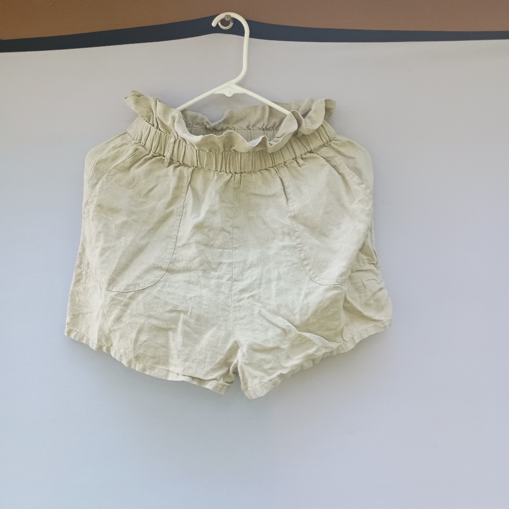 The Drop 100% linen khaki colored shorts size XS